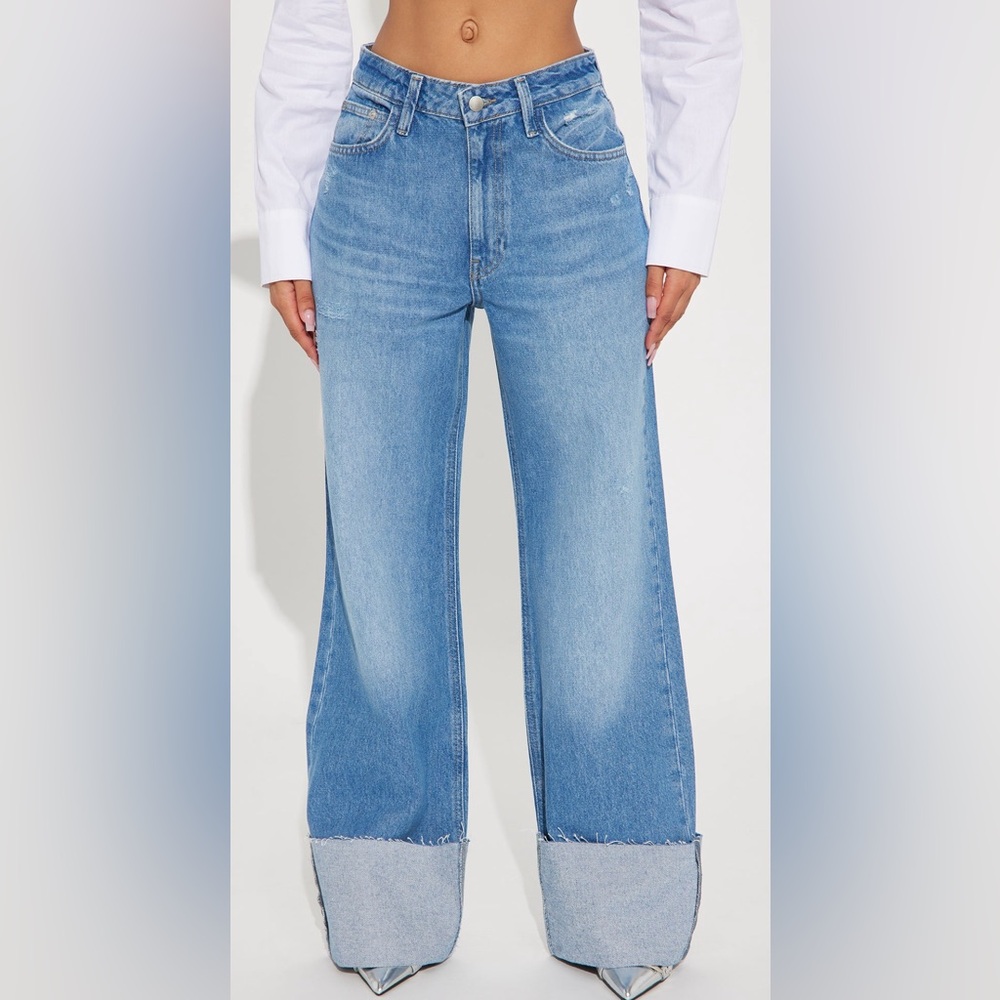 Medium Wash Wide Leg Jeans
